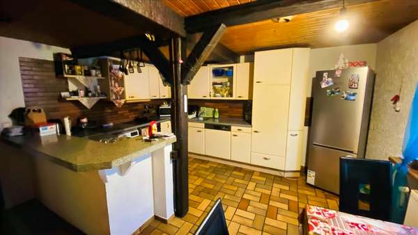 Küche 1. OG - Etagenwohnung in 74930 Ittlingen mit 250m² kaufen