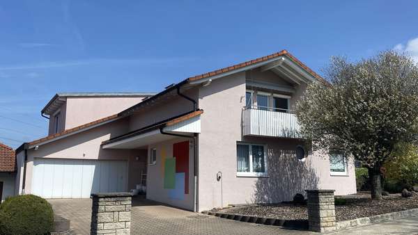 Zweifamilienhaus in 75031 Eppingen mit 241m² kaufen