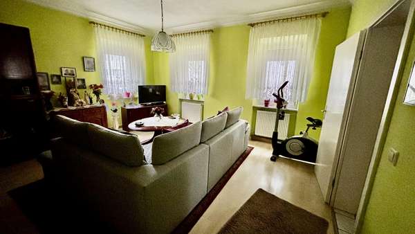 Wohnzimmer EG Wohnzimmer EG - Zweifamilienhaus in 74080 Heilbronn mit 179m² kaufen