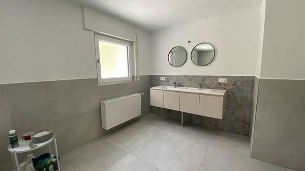 ... im OG - Villa in 74861 Neudenau mit 292m² kaufen