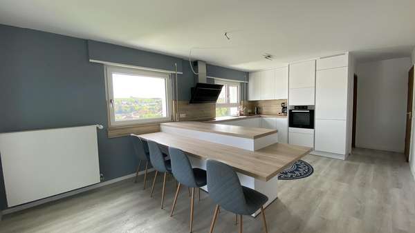 ... mit Sitzplatz - eine gemütliche Wohnküche - Villa in 74861 Neudenau mit 292m² kaufen