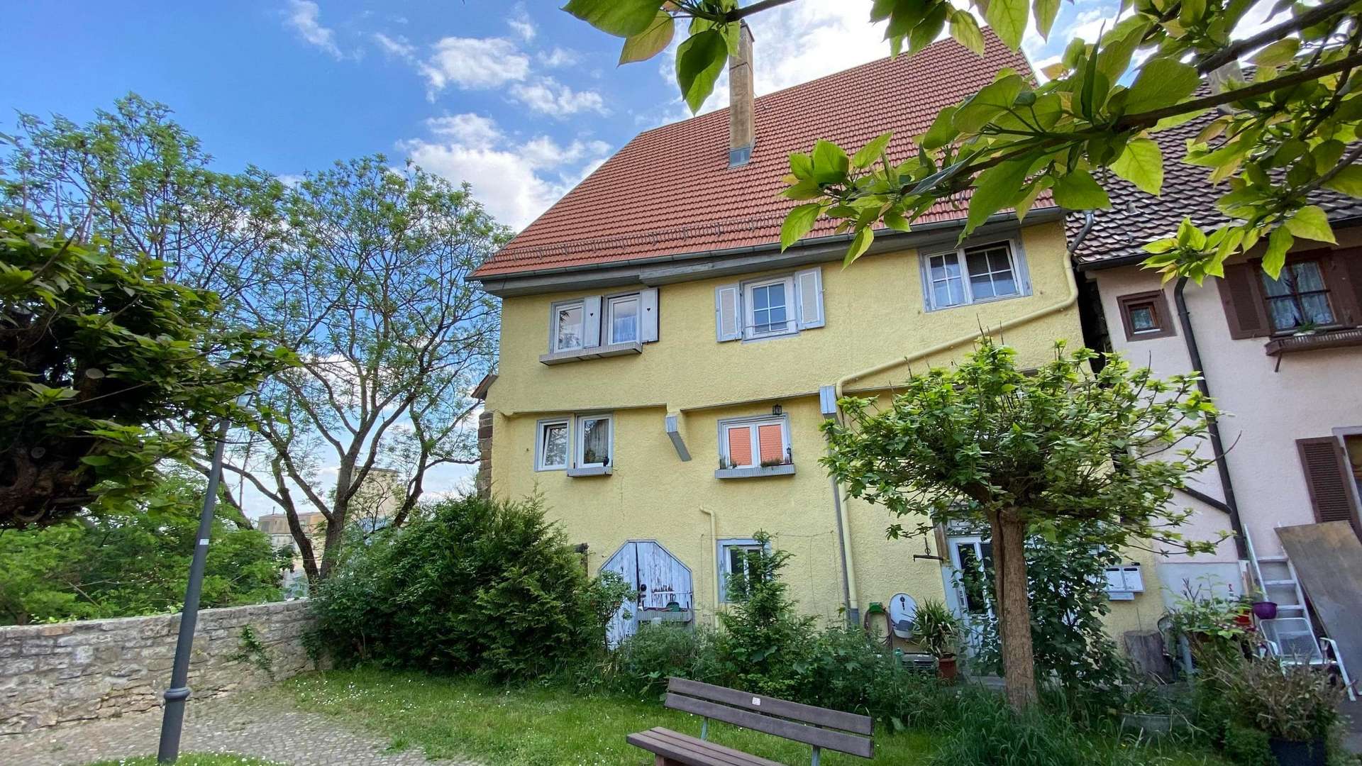 null - Zweifamilienhaus in 74348 Lauffen mit 150m² kaufen