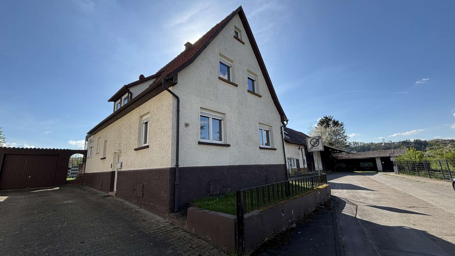 null - Einfamilienhaus in 74831 Gundelsheim mit 122m² kaufen