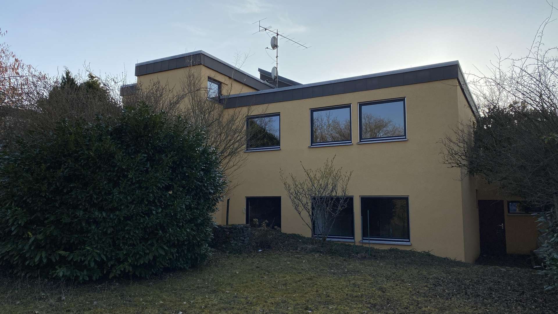 null - Bungalow in 74219 Möckmühl mit 149m² kaufen