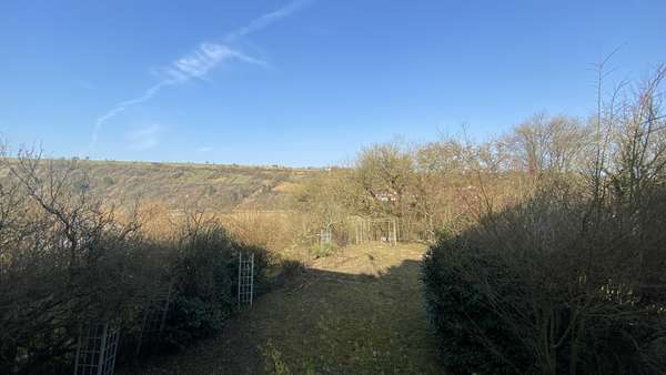 Aussicht mit Weitblick - Bungalow in 74219 Möckmühl mit 149m² kaufen