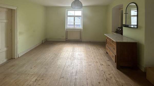 Zimmer 2 im 2. OG Zimmer 2 im 2. OG - Einfamilienhaus in 74930 Ittlingen mit 85m² kaufen