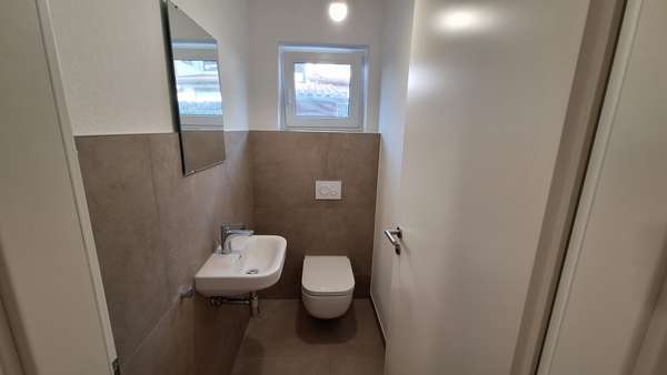 Gäste WC - Erdgeschosswohnung in 74243 Langenbrettach mit 84m² kaufen