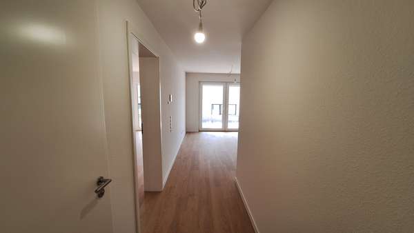 Flur - Erdgeschosswohnung in 74243 Langenbrettach mit 60m² kaufen