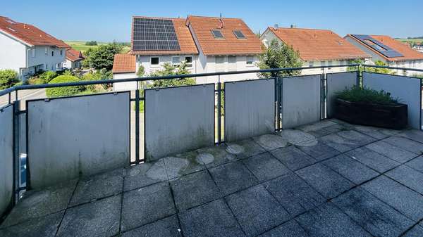 Balkon vom Wohn-/Esszimmer - Maisonette-Wohnung in 74211 Leingarten mit 102m² kaufen