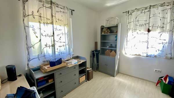 Kinderzimmer II - Dachgeschosswohnung in 74257 Untereisesheim mit 102m² kaufen