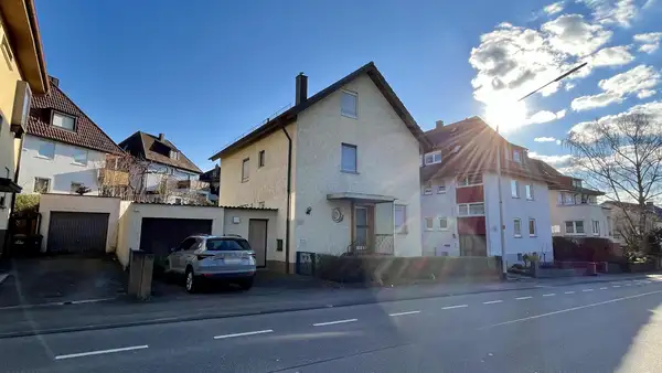 Charmantes Haus mit wunderschönem Garten im Heilbronner Osten