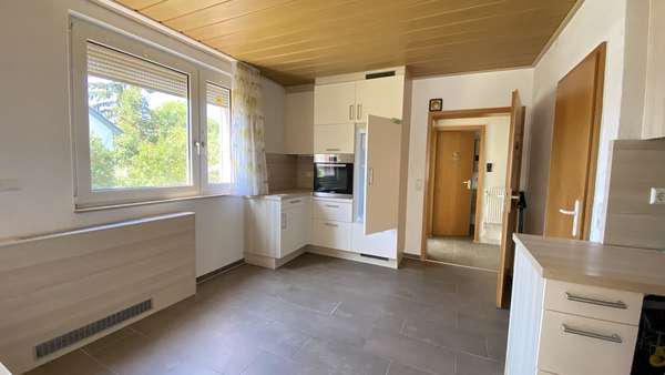 Küche mit Essplatz Küche mit Essplatz - Doppelhaushälfte in 74226 Nordheim mit 100m² kaufen