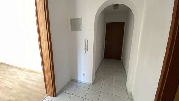 Flur / Eingang - Etagenwohnung in 74248 Ellhofen mit 61m² kaufen