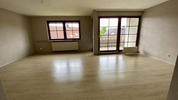 Wohn- und Essbereich Wohn- und Essbereich - Maisonette-Wohnung in 74177 Bad Friedrichshall mit 120m² kaufen
