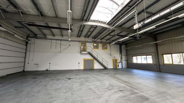 null - Halle in 74388 Talheim mit 1460m² mieten