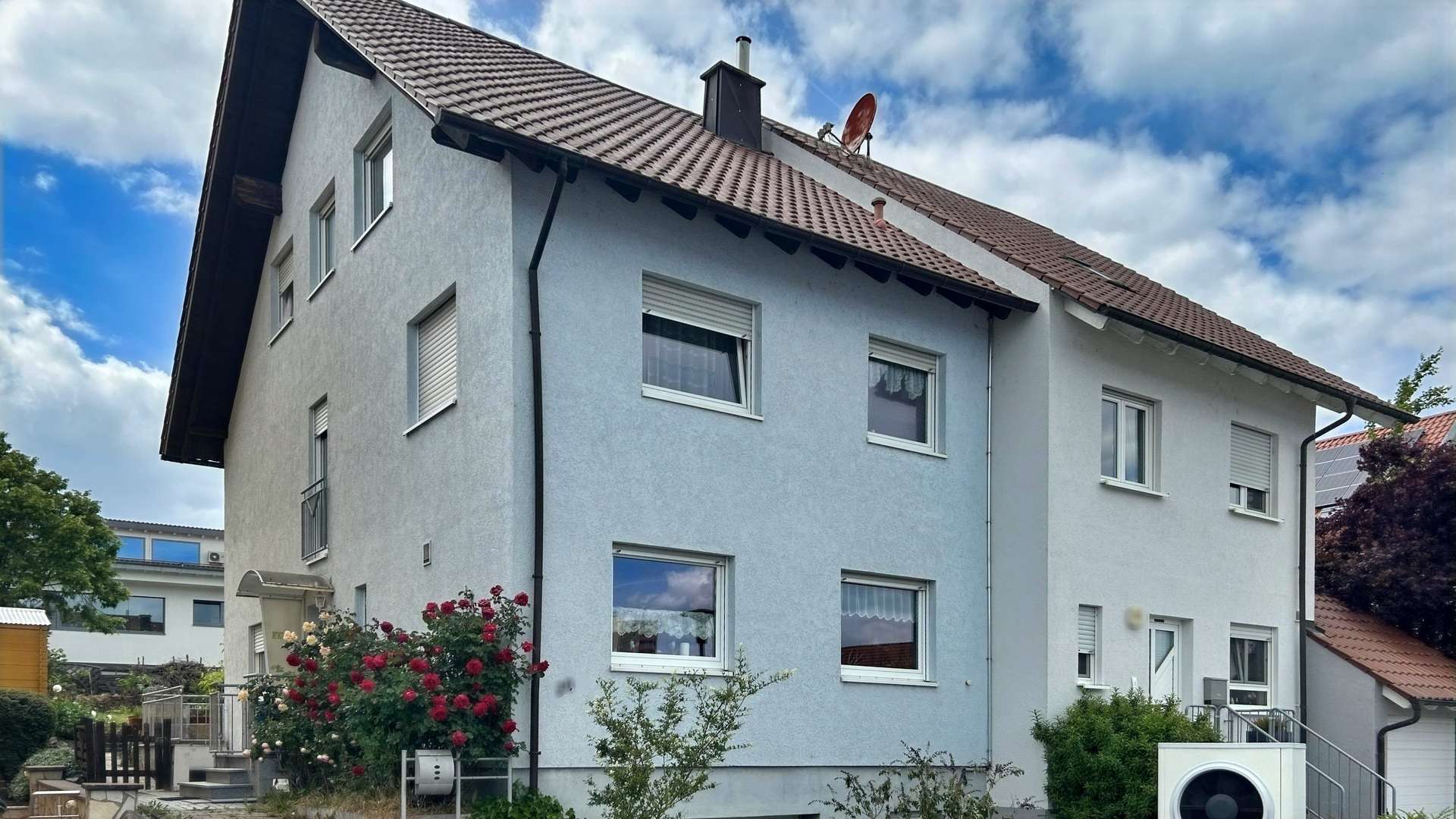 Außenansicht Außenansicht - Doppelhaushälfte in 75031 Eppingen mit 167m² kaufen