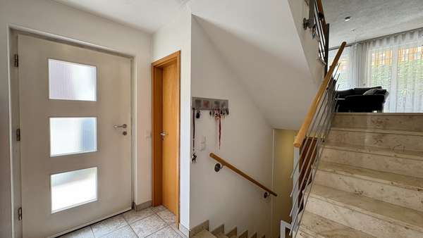Eingangsbereich Eingangsbereich - Doppelhaushälfte in 74078 Heilbronn mit 105m² kaufen