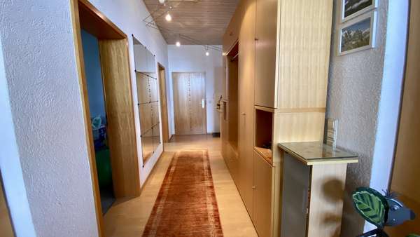 Diele Diele - Dachgeschosswohnung in 74172 Neckarsulm mit 90m² kaufen