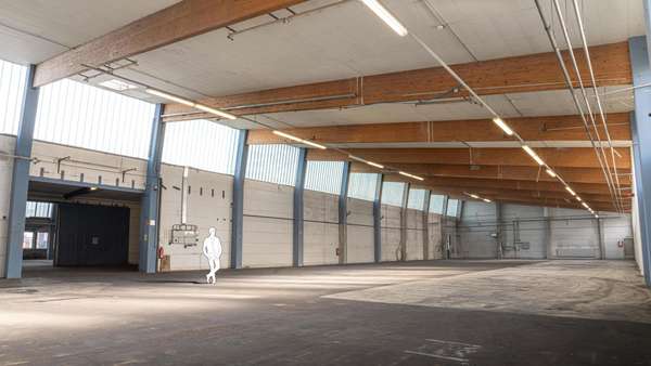 Halle 2 - Produktion in 74206 Bad Wimpfen mit 2235m² mieten