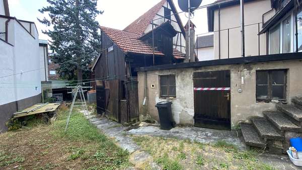 Nebengebäude - Doppelhaushälfte in 74211 Leingarten mit 74m² kaufen