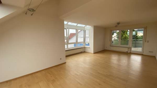 Wohnzimmer Wohnzimmer - Dachgeschosswohnung in 74211 Leingarten mit 83m² kaufen