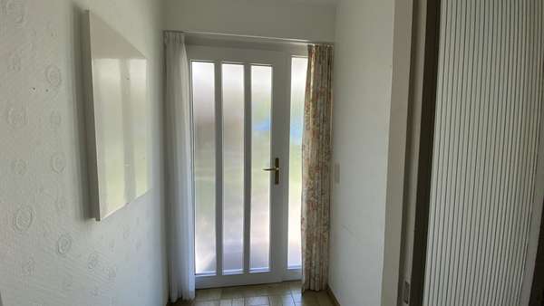 Eingang Eingang - Reihenmittelhaus in 74196 Neuenstadt mit 107m² kaufen
