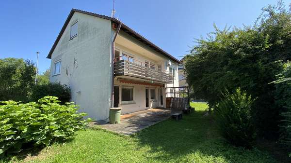 Terrassenbereiche - Zweifamilienhaus in 74348 Lauffen mit 206m² kaufen