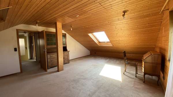 Wohnen DG - Zweifamilienhaus in 74348 Lauffen mit 206m² kaufen
