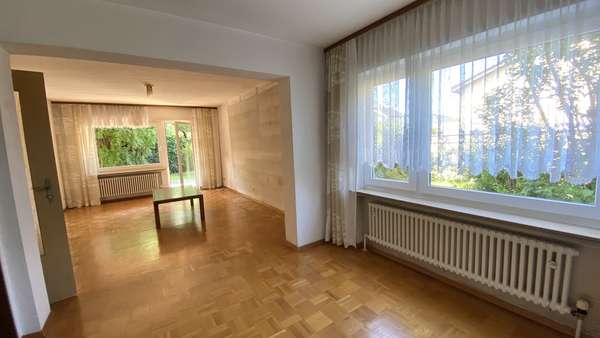 Wohnen/Essen EG - Zweifamilienhaus in 74348 Lauffen mit 206m² kaufen