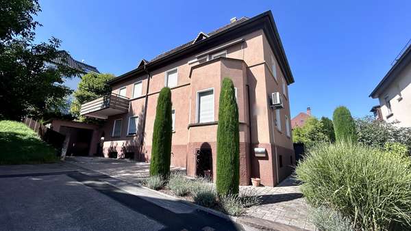 Seitenansicht Seitenansicht - Zweifamilienhaus in 74080 Heilbronn mit 245m² kaufen