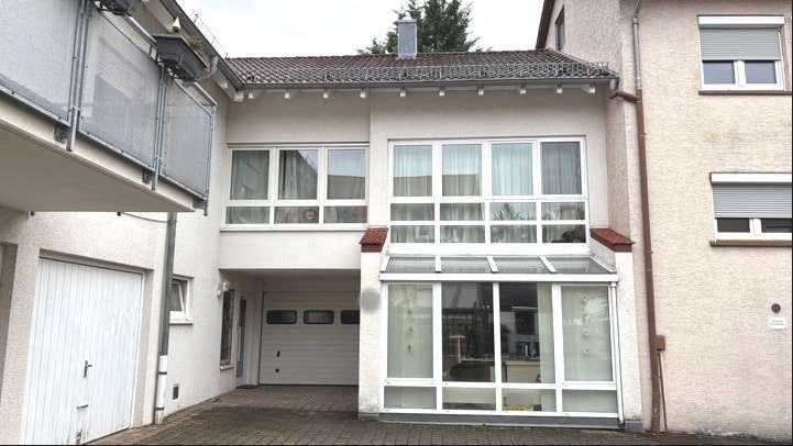 Außenansicht Außenansicht - Doppelhaushälfte in 74078 Heilbronn mit 127m² kaufen