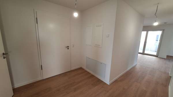 Eingangsbereich Flur - Etagenwohnung in 74243 Langenbrettach mit 90m² kaufen