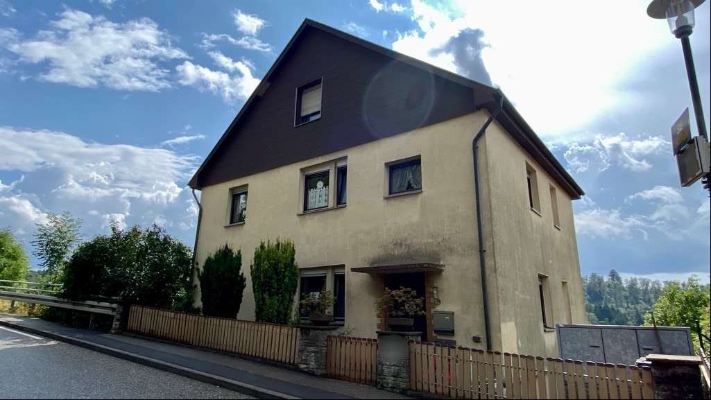 Exposebild - Zweifamilienhaus in 74245 Löwenstein mit 138m² kaufen