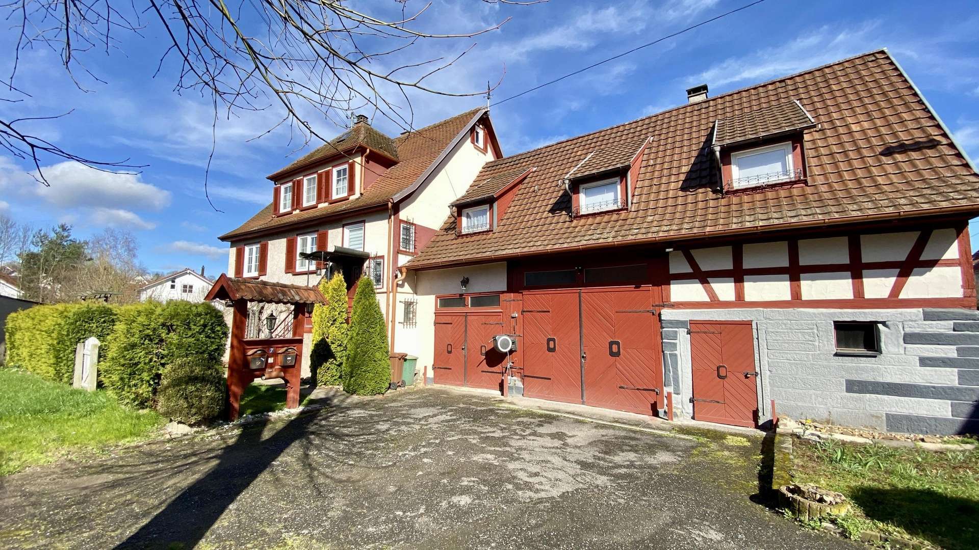 null - Zweifamilienhaus in 74199 Untergruppenbach mit 214m² kaufen