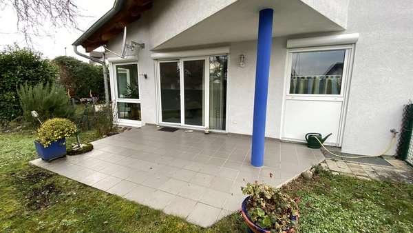 Großzügige Terrasse - Erdgeschosswohnung in 74211 Leingarten mit 124m² kaufen