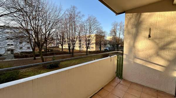 Überdachter Balkon - Etagenwohnung in 74080 Heilbronn mit 59m² kaufen