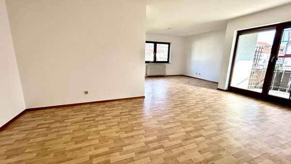 Wohn-/Esszimmer - Etagenwohnung in 74078 Heilbronn mit 83m² kaufen