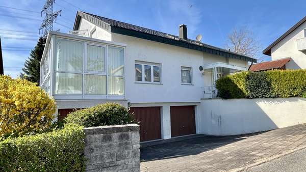 Außenansicht Außenansicht - Zweifamilienhaus in 74081 Heilbronn mit 336m² kaufen