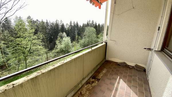 Balkon - Etagenwohnung in 71543 Wüstenrot mit 71m² kaufen