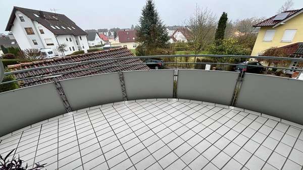 Balkon - Etagenwohnung in 74831 Gundelsheim mit 72m² kaufen