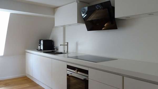 Hochwertige Küche - Maisonette-Wohnung in 74336 Brackenheim mit 104m² kaufen