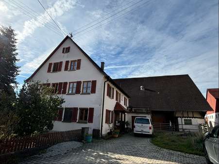 Ansicht - Bauernhaus in 74532 Ilshofen mit 298m² kaufen