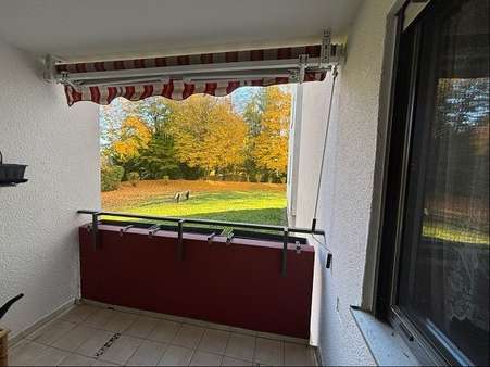 Balkon mit Markise - Erdgeschosswohnung in 74523 Schwäbisch Hall mit 82m² kaufen