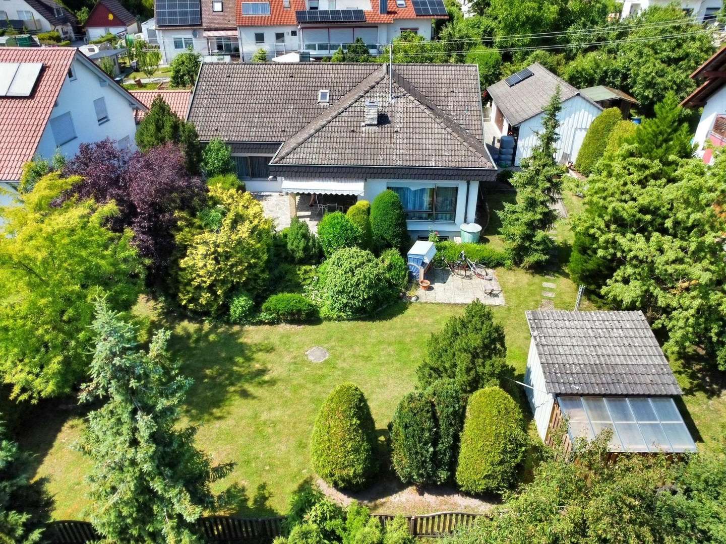 Außenansicht Außenansicht - Einfamilienhaus in 74545 Michelfeld mit 248m² kaufen