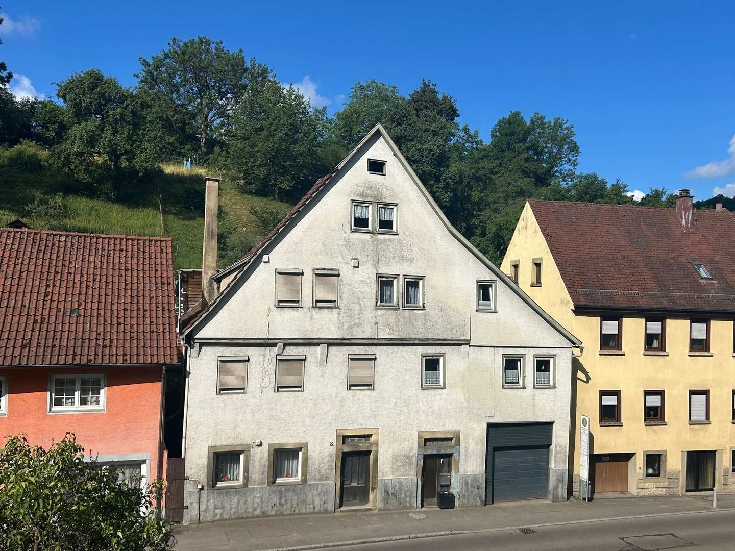 Außenansicht Außenansicht - Zweifamilienhaus in 74523 Schwäbisch Hall mit 248m² kaufen