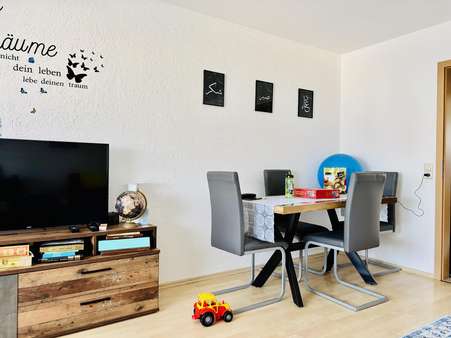 Essplatz im Wohnzimmer - Etagenwohnung in 74564 Crailsheim mit 67m² kaufen