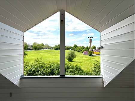 Loggia mit Aussicht - Dachgeschosswohnung in 74564 Crailsheim mit 79m² kaufen