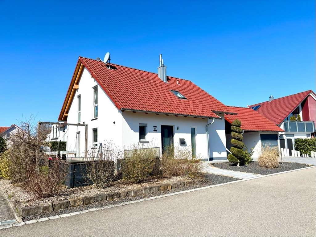 Außenansicht - Einfamilienhaus in 74589 Satteldorf mit 118m² kaufen