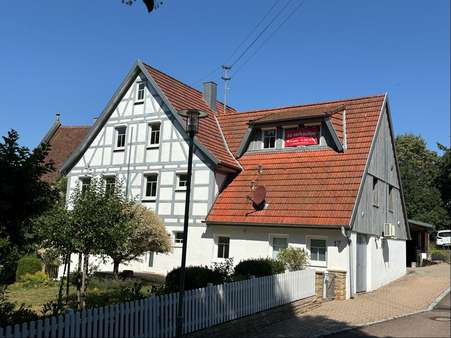 Außenansicht - Einfamilienhaus in 74538 Rosengarten mit 270m² kaufen