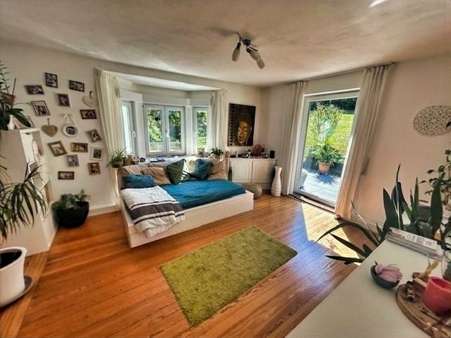 Wohnung im EG  Wohnzimmer - Mehrfamilienhaus in 74523 Schwäbisch Hall mit 220m² kaufen